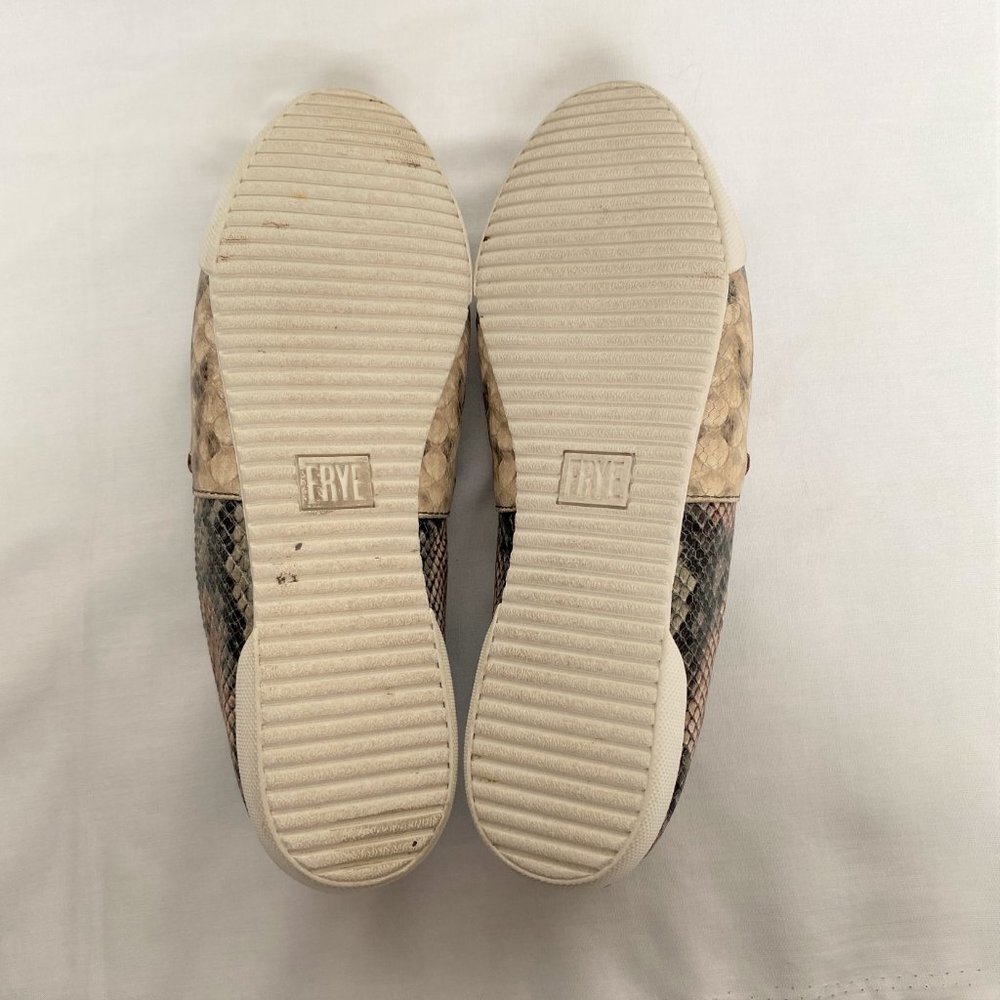 Frye Melanie Brown Gray Snake Reptile Print Leather Flats - Picture 11 of 12